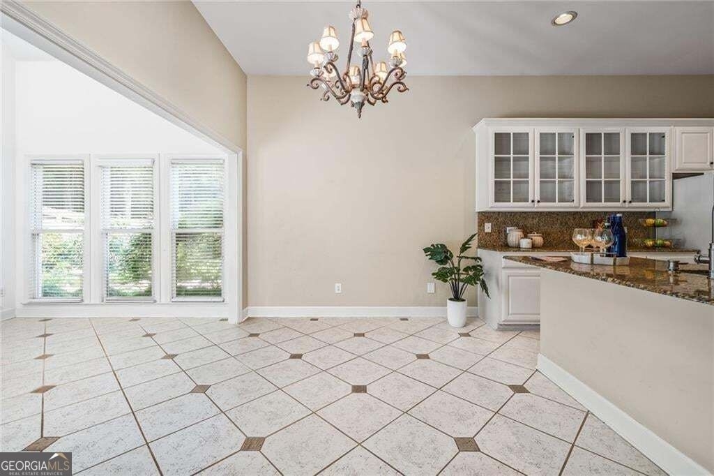 2613 Peterboro Row - Photo 15