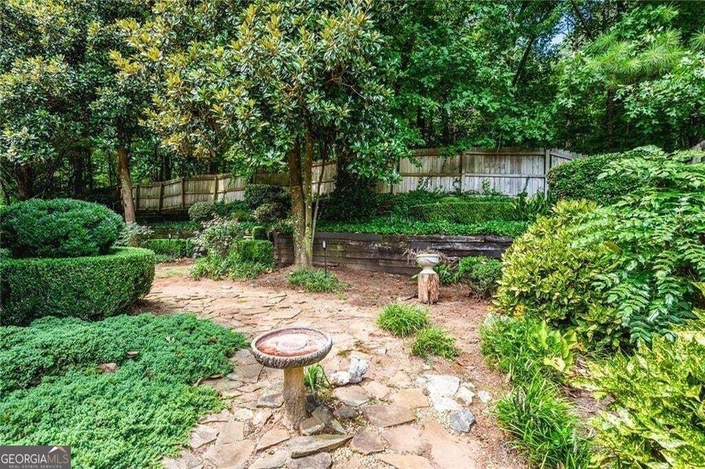 2613 Peterboro Row - Photo 45