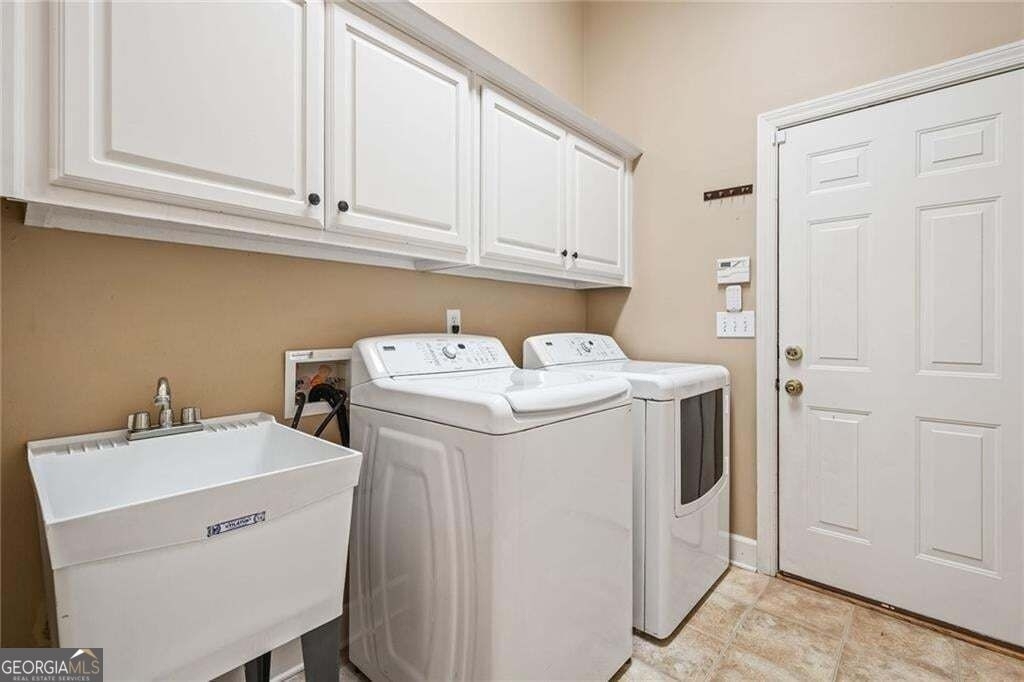 2613 Peterboro Row - Photo 19