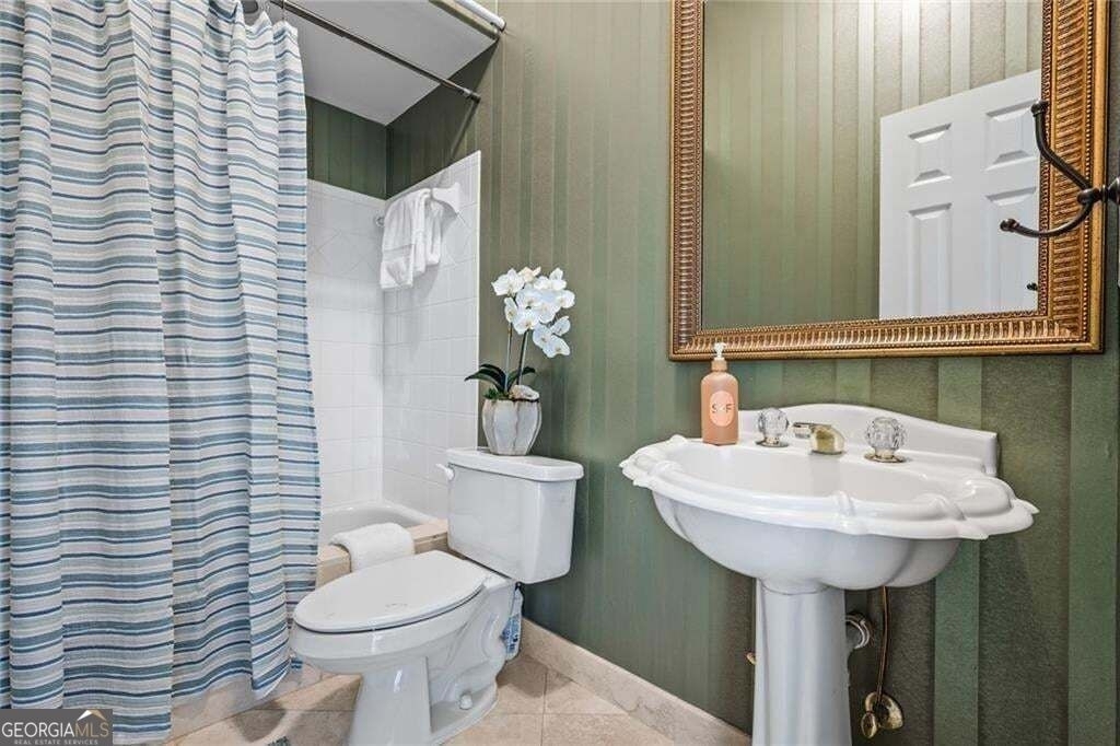2613 Peterboro Row - Photo 29