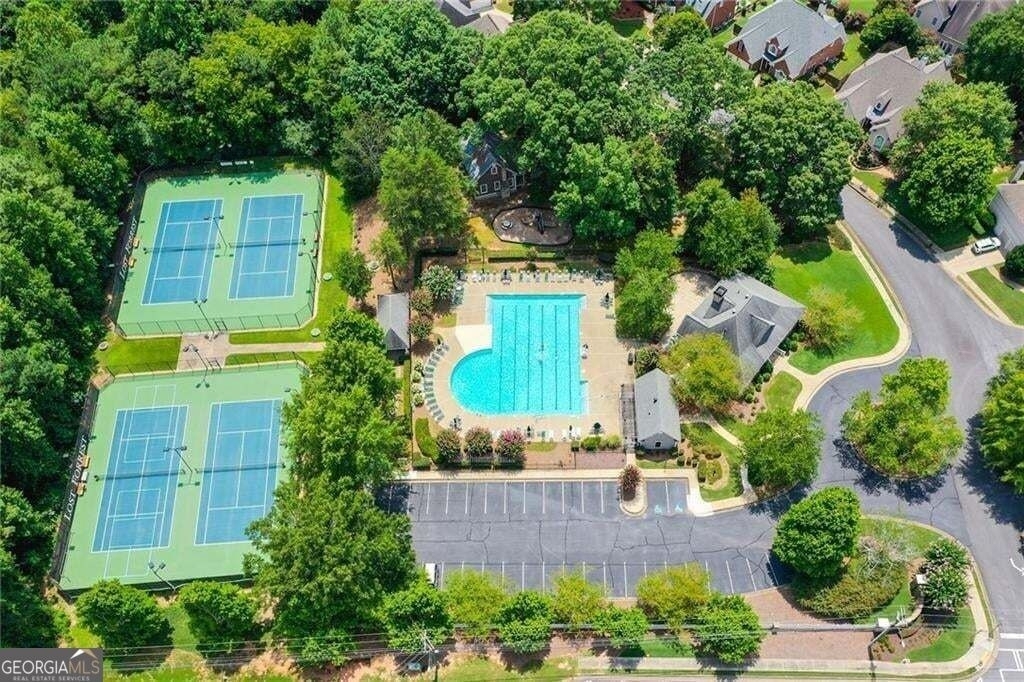 2613 Peterboro Row - Photo 48