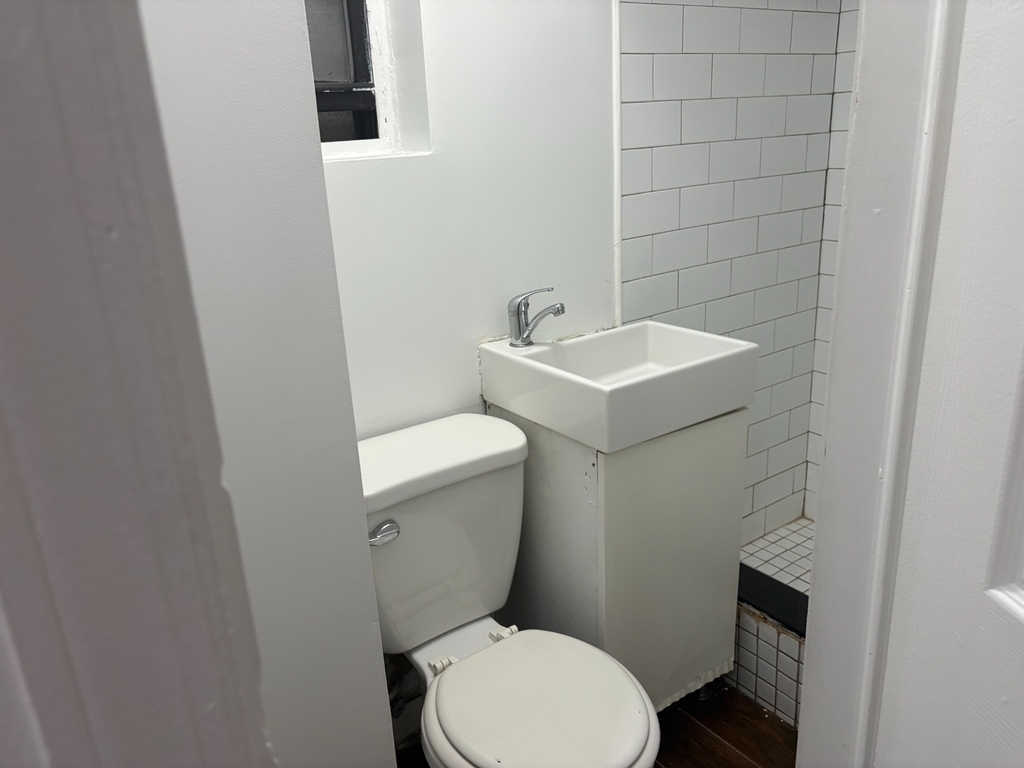 W.145th St and Amsterdam Avenue - Photo 7