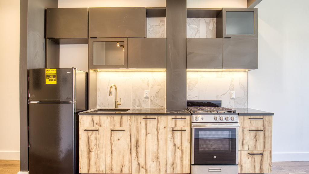 1052 Dean St 11216 - Photo 5