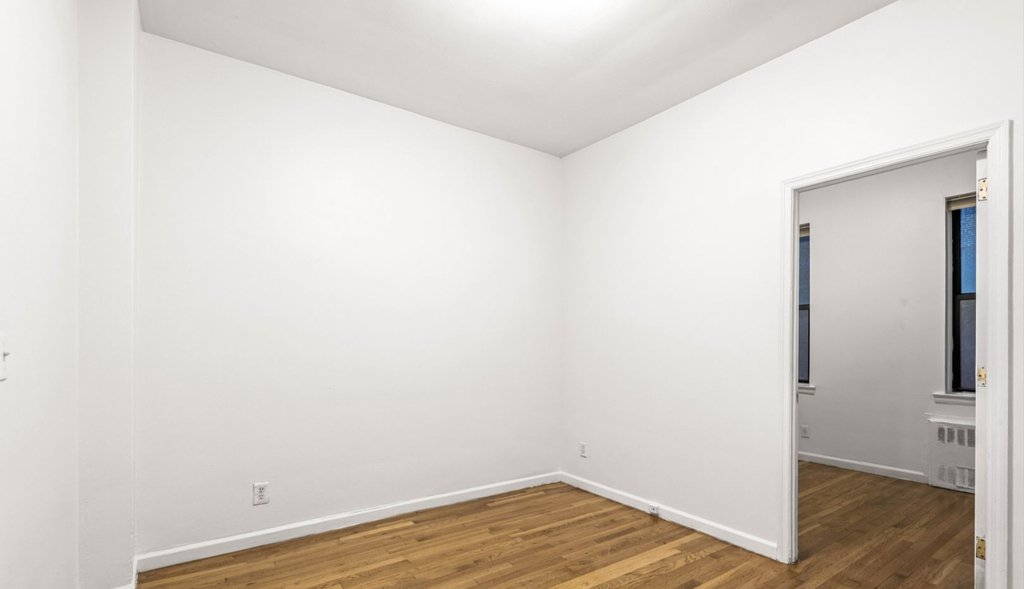 87th Street & First Avenue - Photo 4