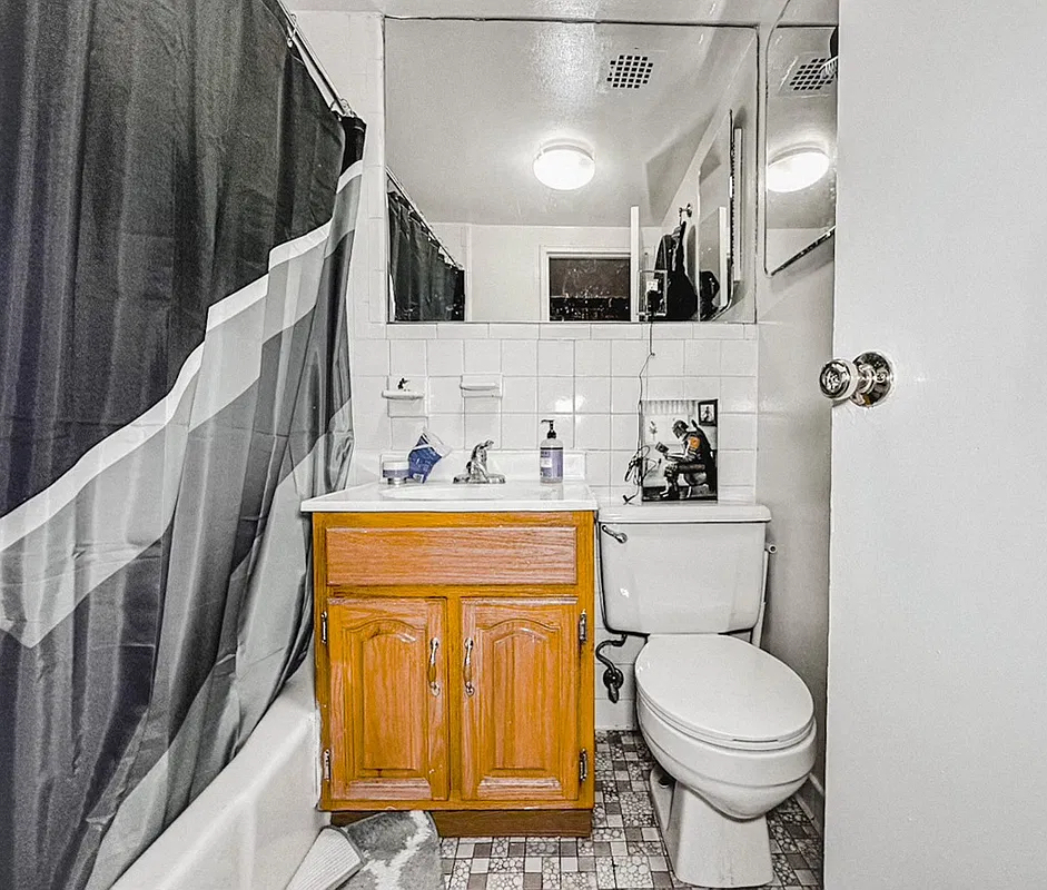 East 12th Street/ brodway - Photo 5