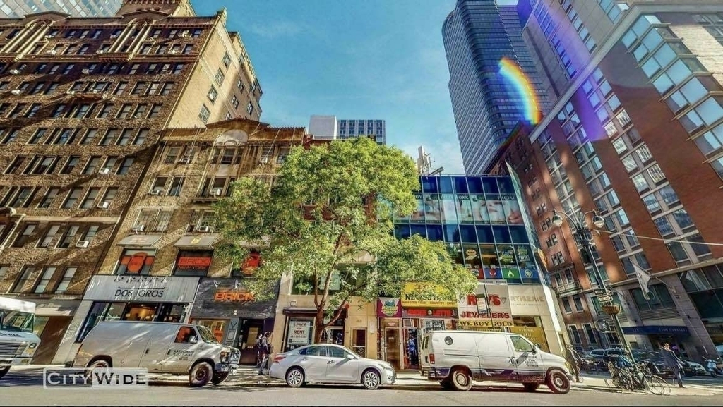 465 Lexington Avenue - Photo 5