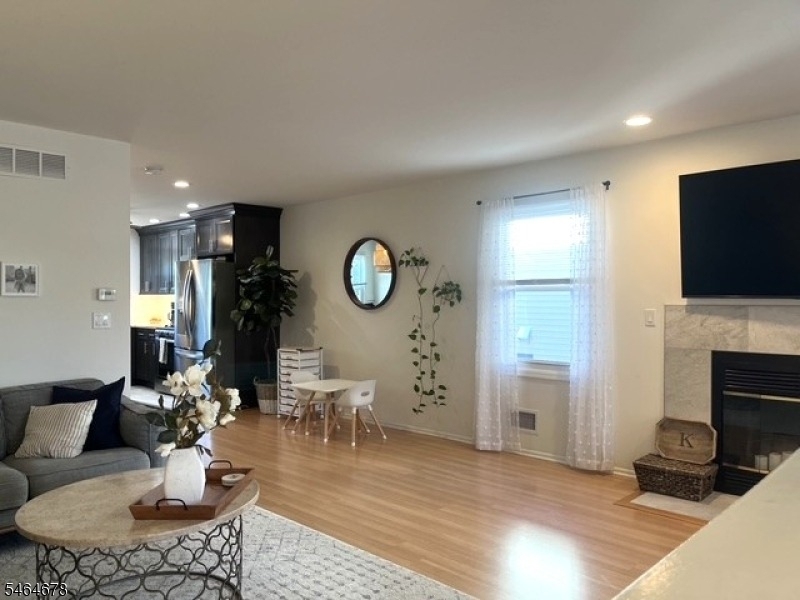 205 Palsted Ave - Photo 2