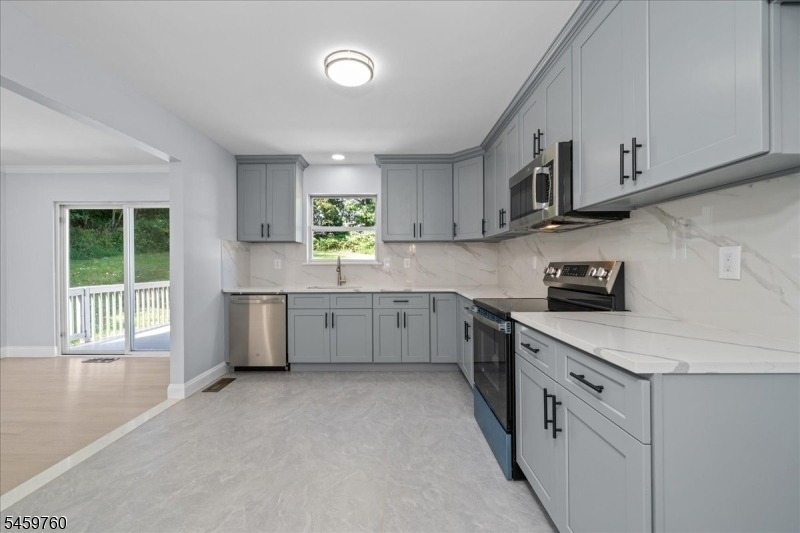 117 Hillside Dr - Photo 6