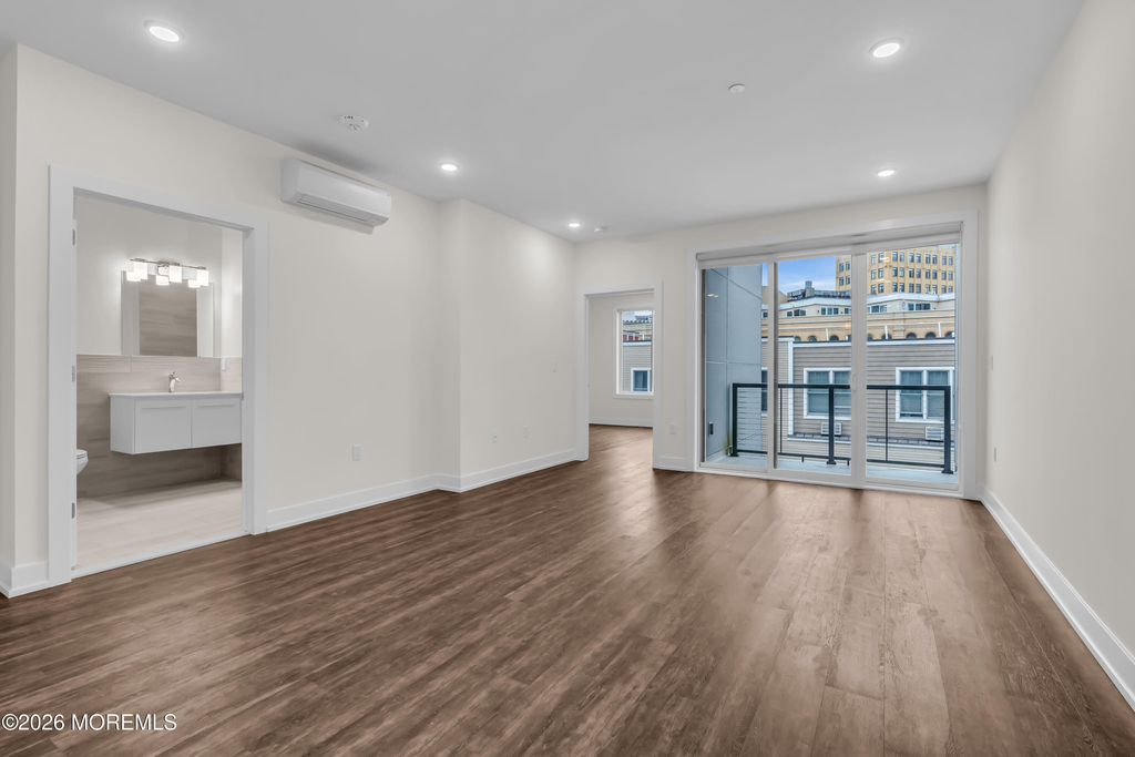 521 Lake Avenue - Photo 4