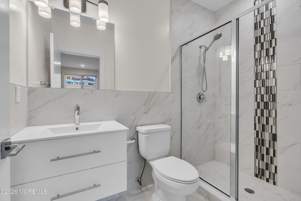 521 Lake Avenue - Photo 12