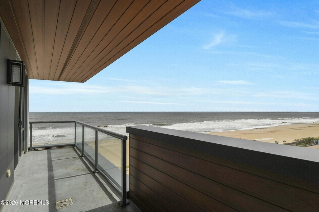 365 Ocean Boulevard - Photo 5