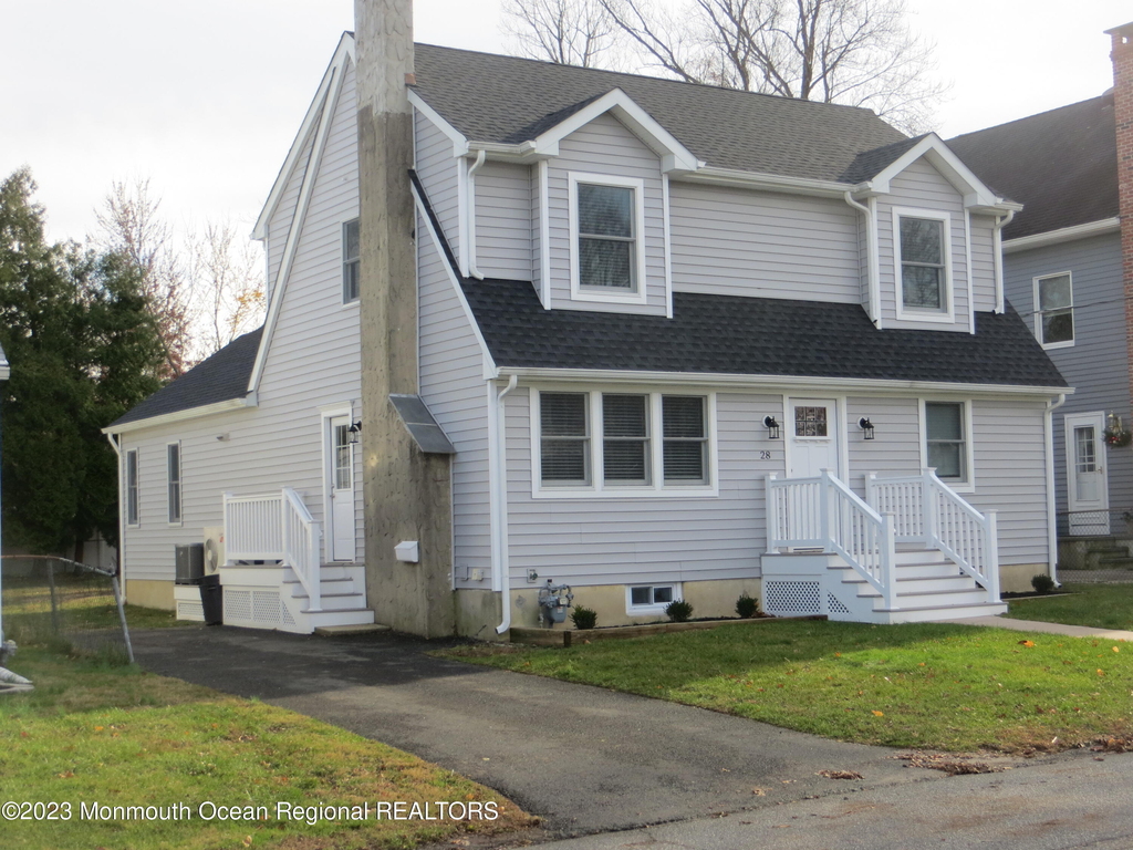 28 Trenton Avenue - Photo 0
