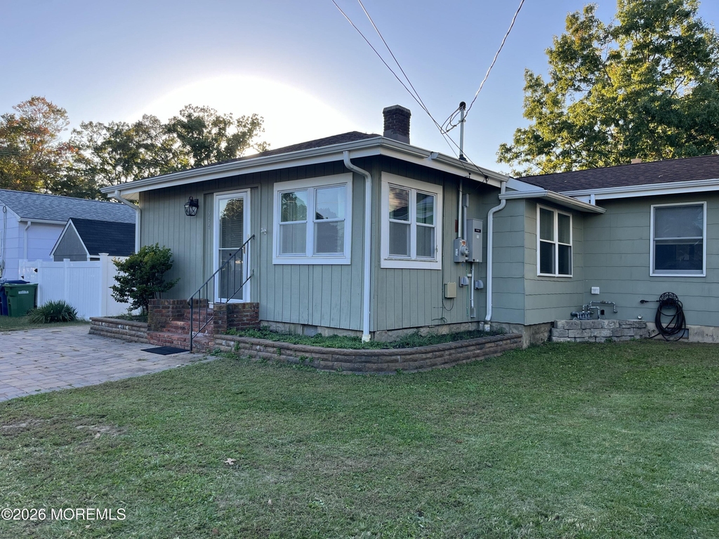544 Pacific Avenue - Photo 0