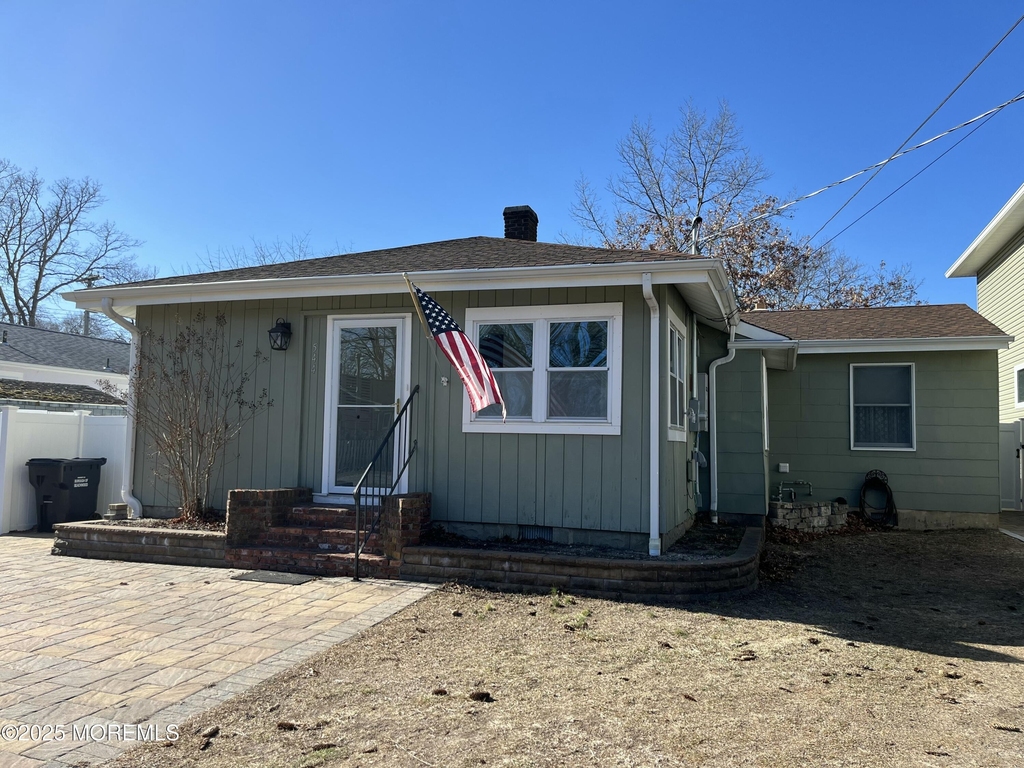 544 Pacific Avenue - Photo 2