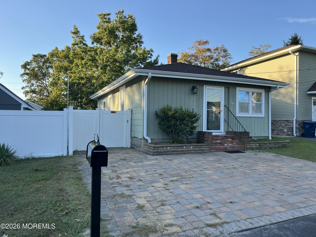 544 Pacific Avenue - Photo 4