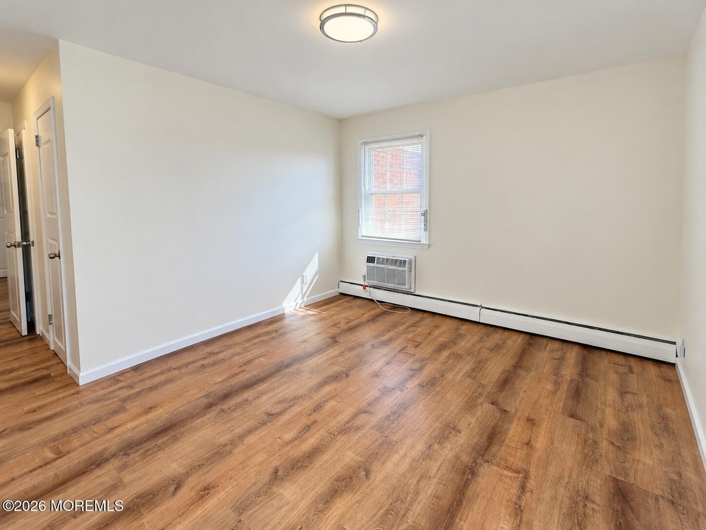 364 Westwood Avenue - Photo 10