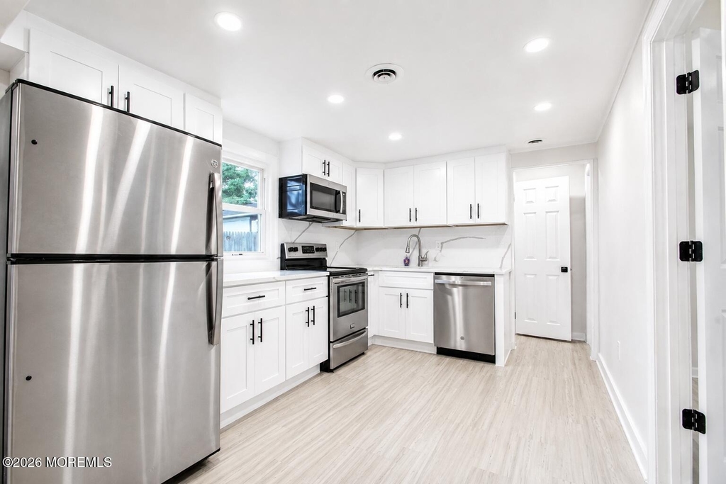 246 Brookside Avenue - Photo 6