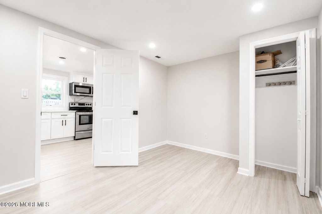 246 Brookside Avenue - Photo 10