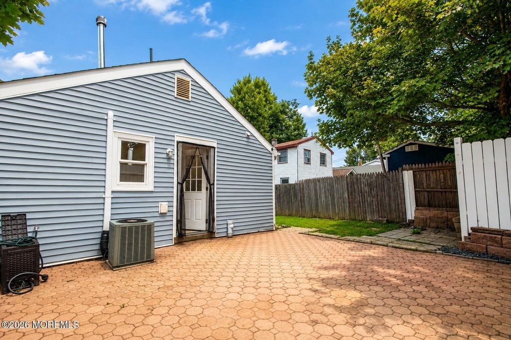 246 Brookside Avenue - Photo 3