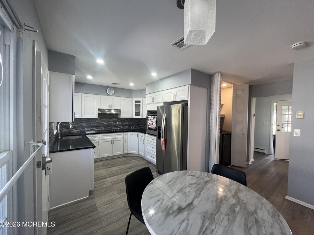 1023b Shetland Drive - Photo 6