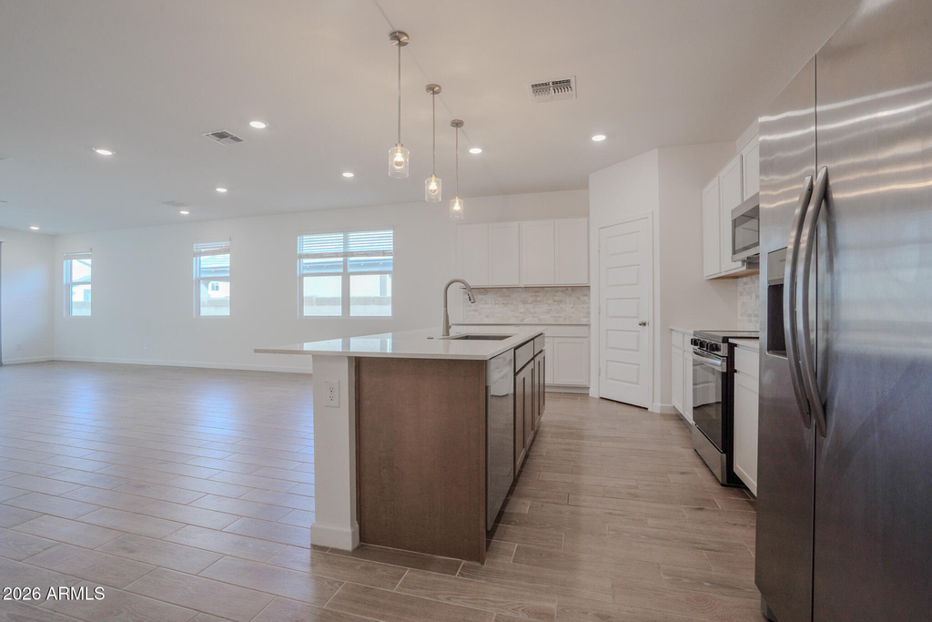 24192 W Hacienda Avenue - Photo 3