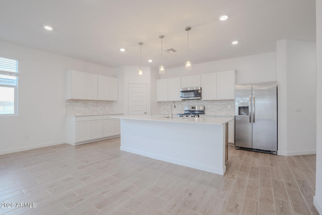 24192 W Hacienda Avenue - Photo 9