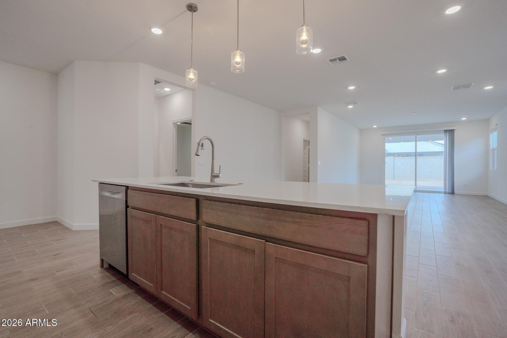 24192 W Hacienda Avenue - Photo 6