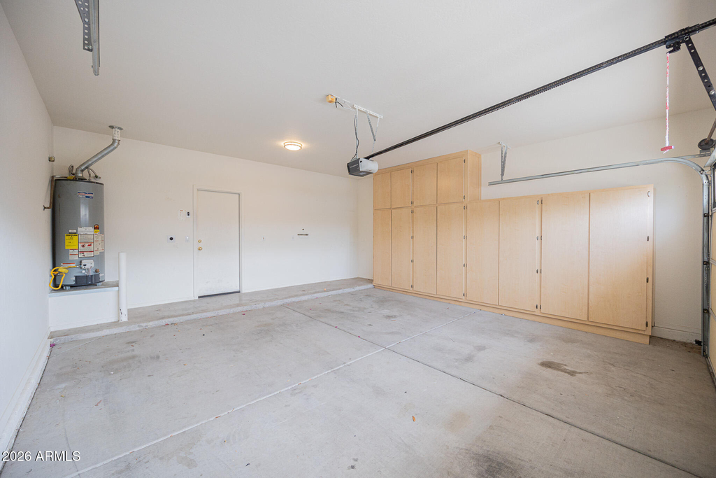 16874 W Tonbridge Street - Photo 28