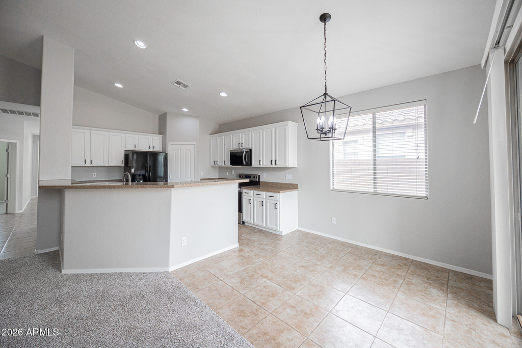 16874 W Tonbridge Street - Photo 10