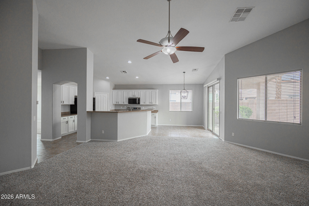 16874 W Tonbridge Street - Photo 9