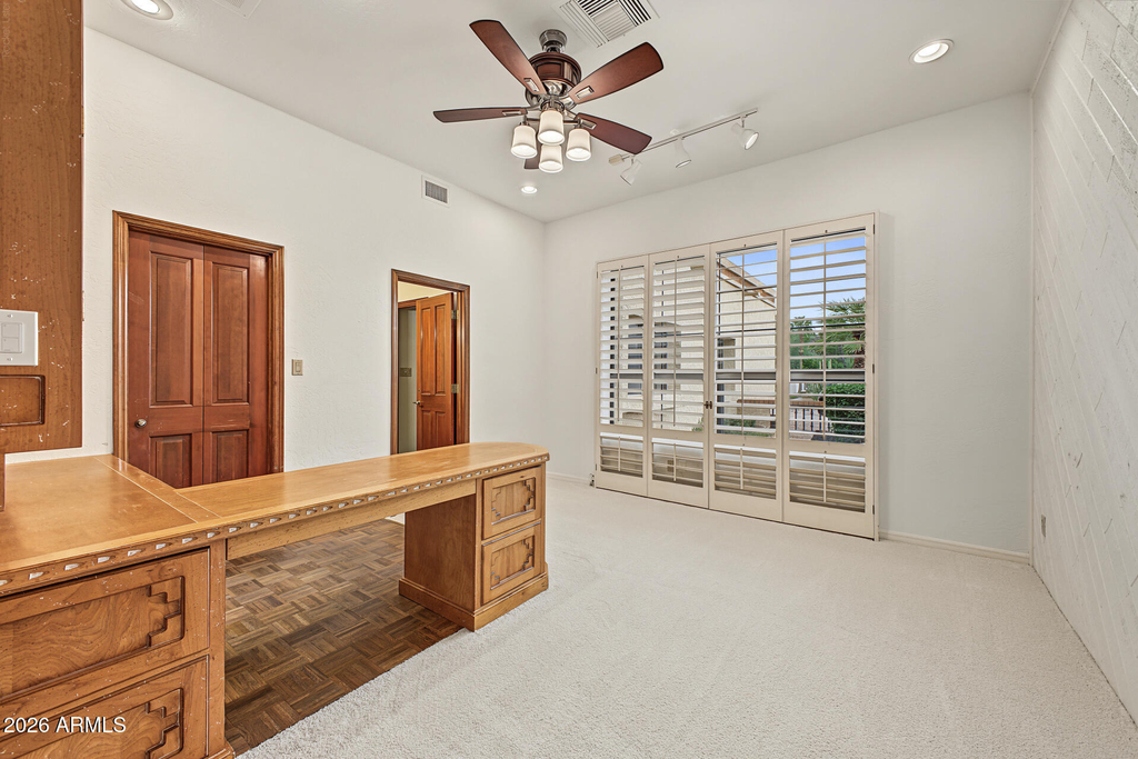 6301 E Naumann Drive - Photo 37