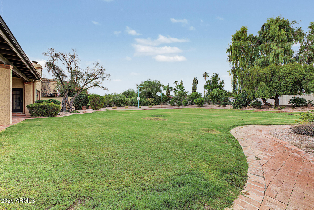6301 E Naumann Drive - Photo 53