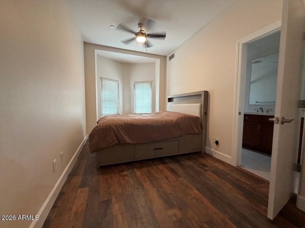 555 W 6th Street - Photo 9