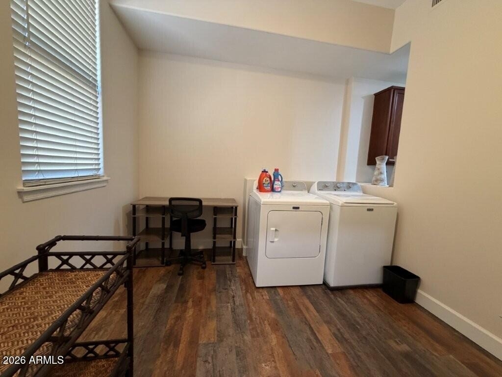 555 W 6th Street - Photo 16