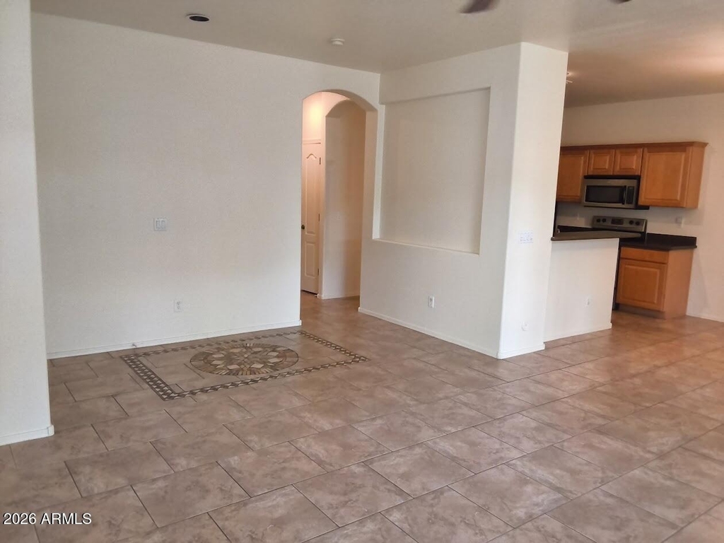 2600 E Springfield Place - Photo 4