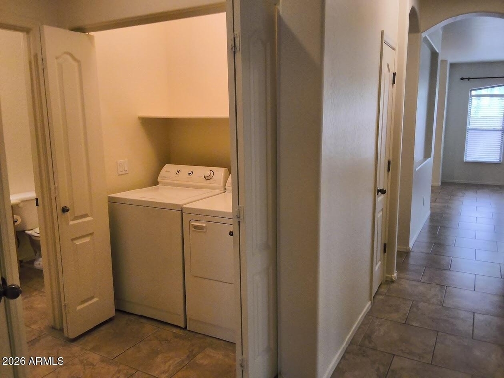 2600 E Springfield Place - Photo 18
