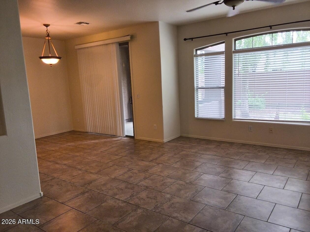 2600 E Springfield Place - Photo 6