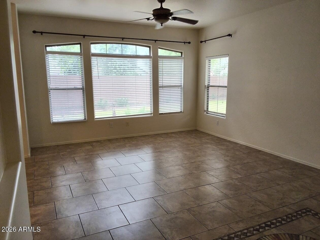 2600 E Springfield Place - Photo 5