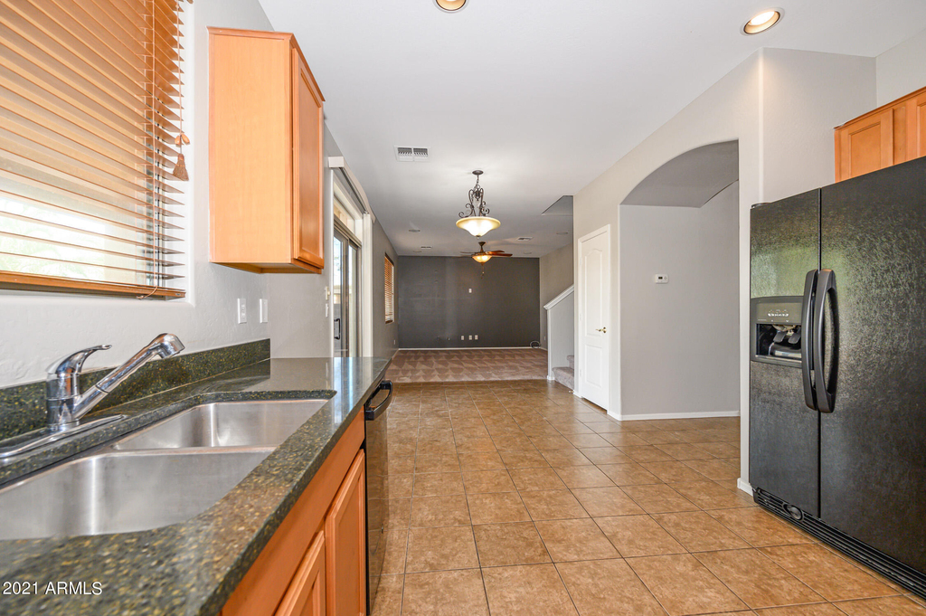 28450 N Castle Rock Drive - Photo 8