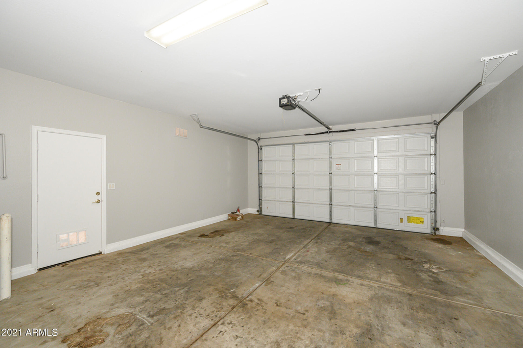 28450 N Castle Rock Drive - Photo 13