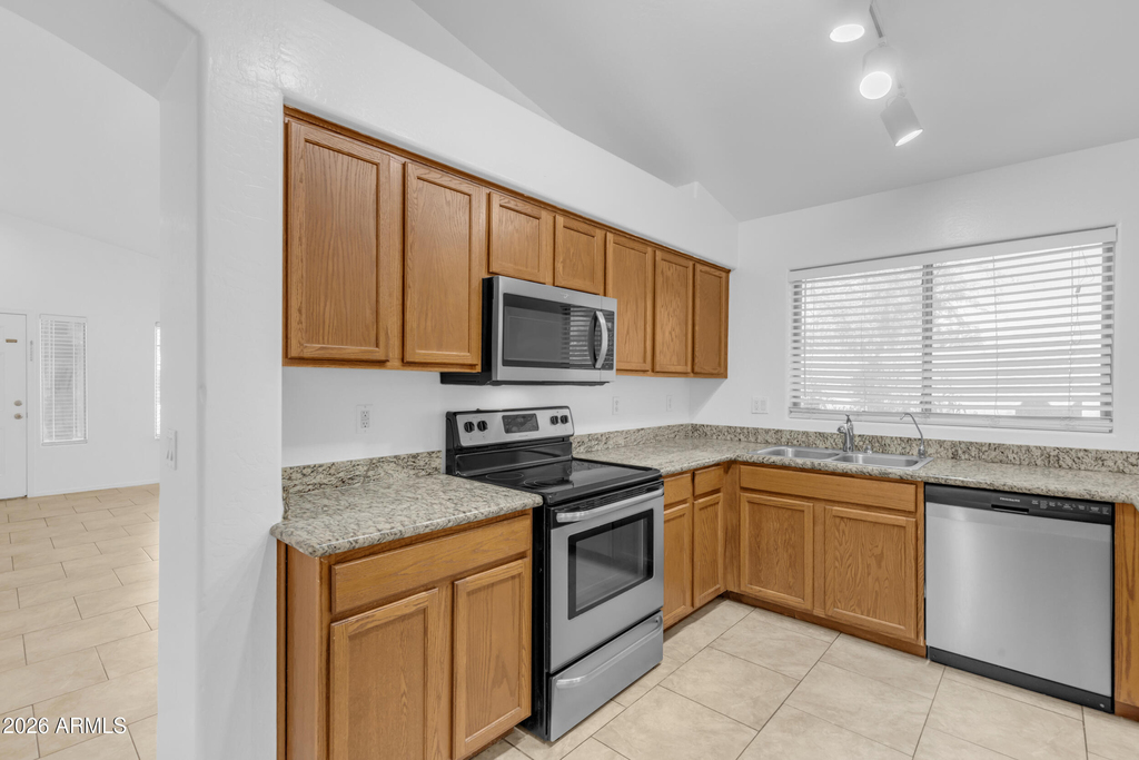 25883 W Gibson Lane - Photo 18