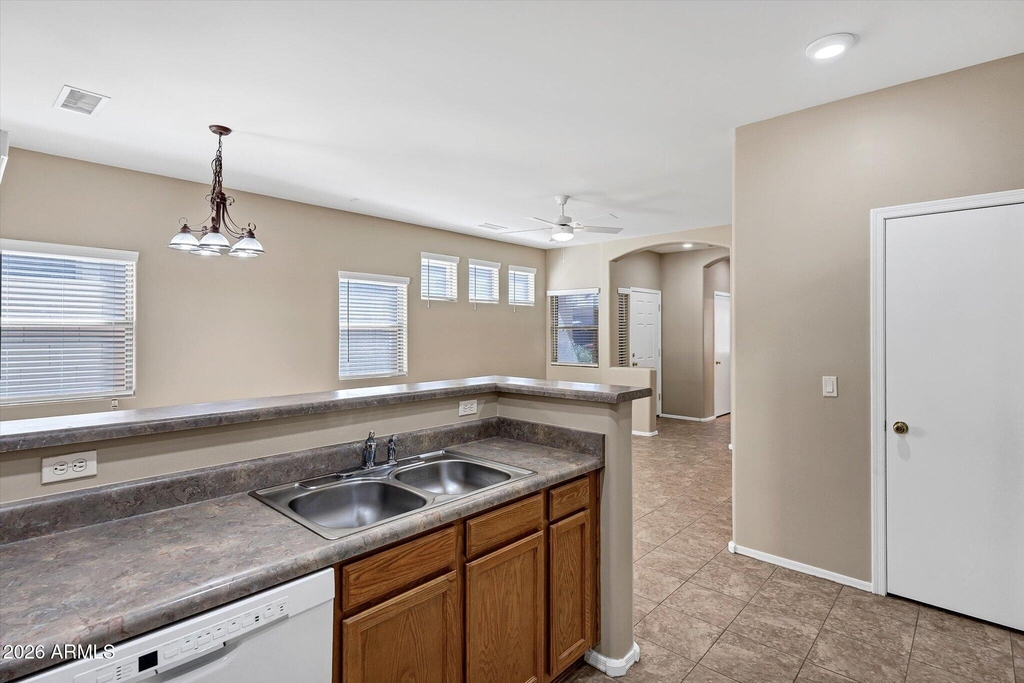 44 S Greenfield Road - Photo 11