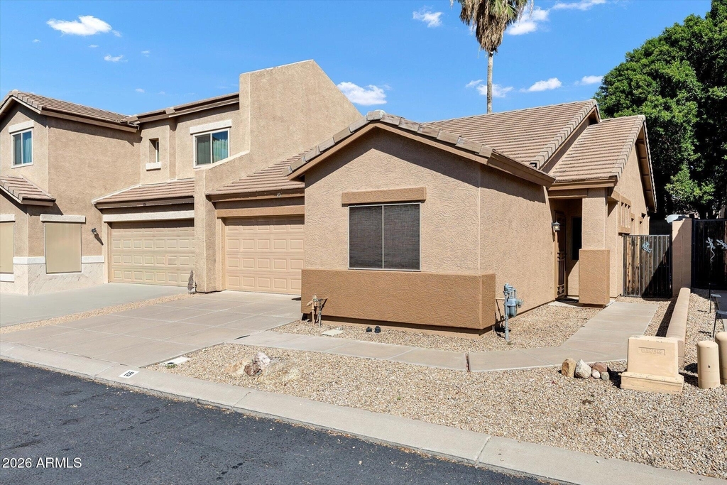 44 S Greenfield Road - Photo 1
