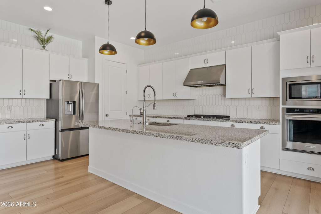 10204 E Thunderbolt Avenue - Photo 4