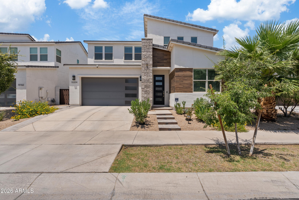10204 E Thunderbolt Avenue - Photo 0