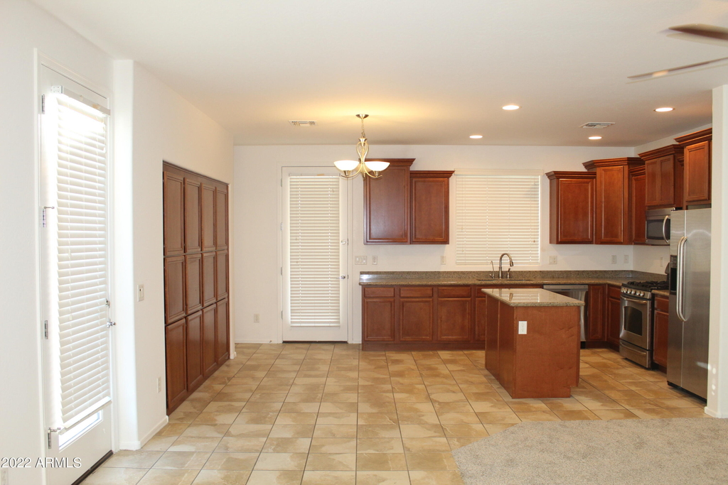 1768 W Seagull Court - Photo 3