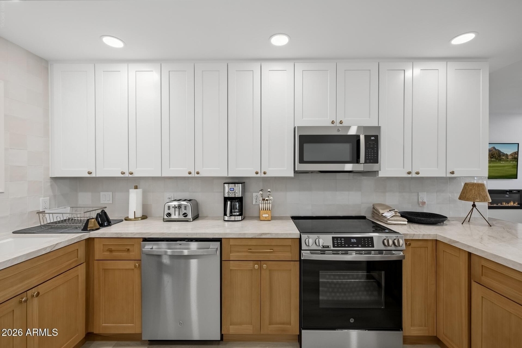 19700 N 76th Street - Photo 32