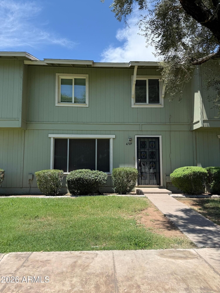 4709 N 26th Lane - Photo 0