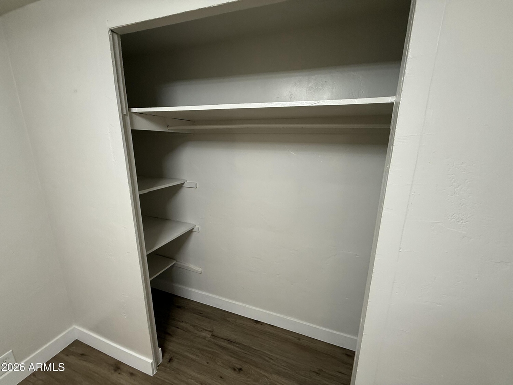 6021 W Gardenia Avenue - Photo 3