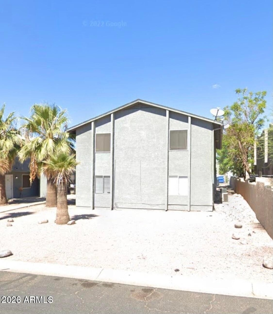 460 E 10th Avenue - Photo 0